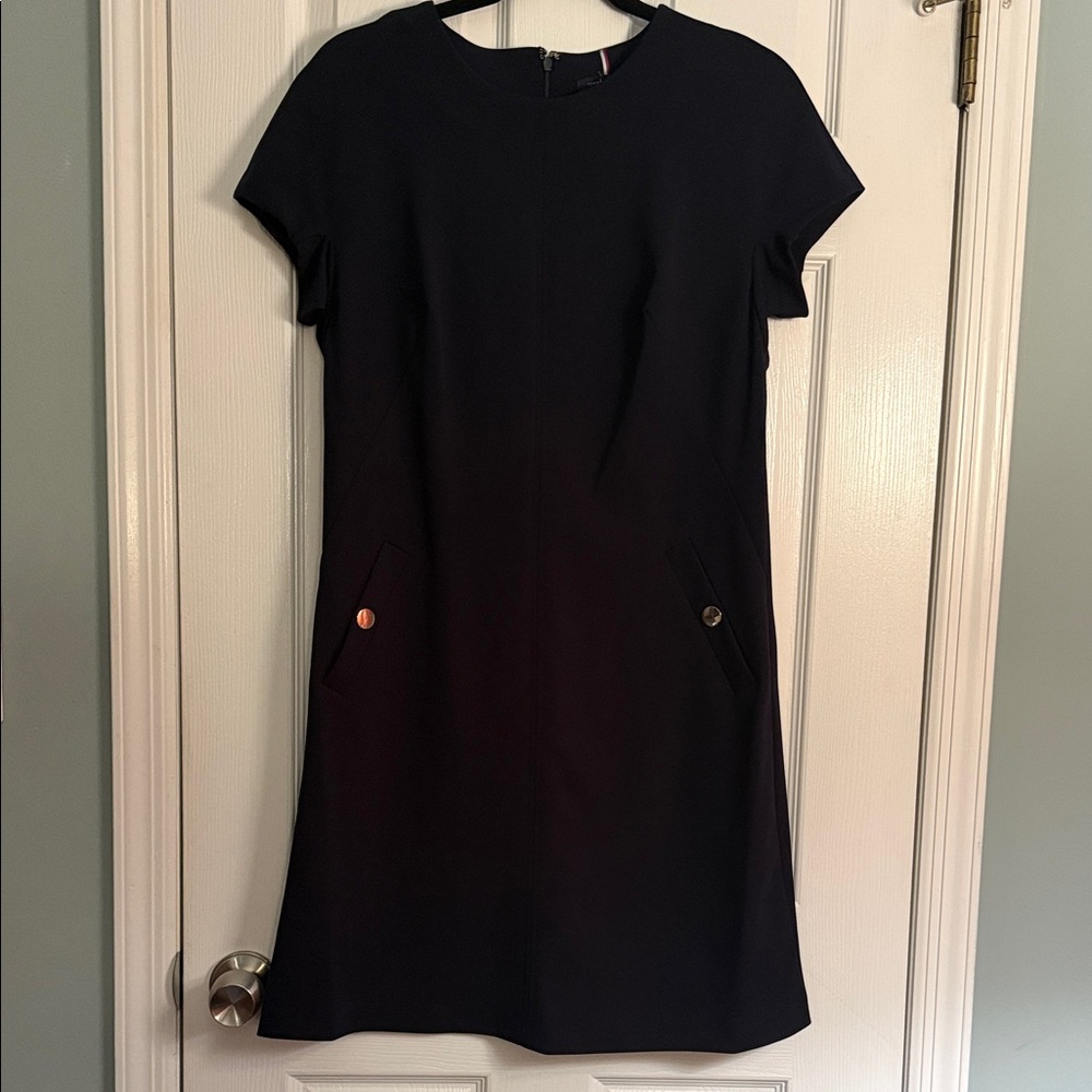 Tommy Hilfiger Black Short-Sleeve Mini Shift Dress